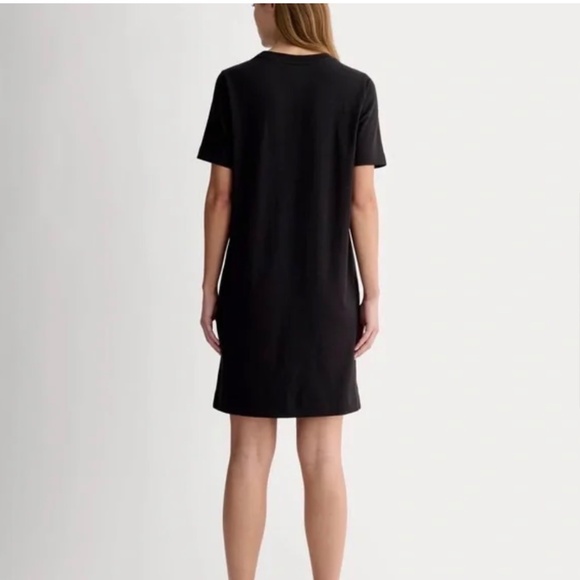Everlane t-shirt dress - Picture 2 of 4